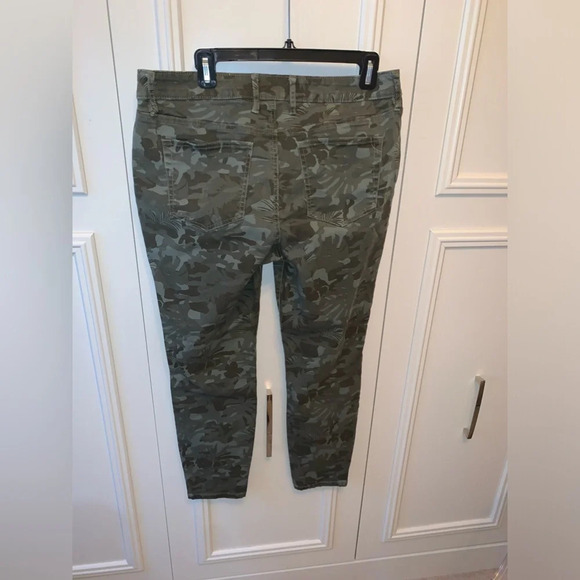 Tommy Bahaman Denim Tea Leaf /Camo/Palm Skinny Ankle‎ Pants 12 - Picture 10 of 10
